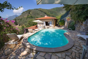 Отель Villa Romantica Sea View  Камайоре